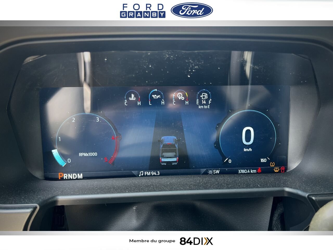 Ford Super Duty F-250 SRW 2025 Blanc Granby - photo #25