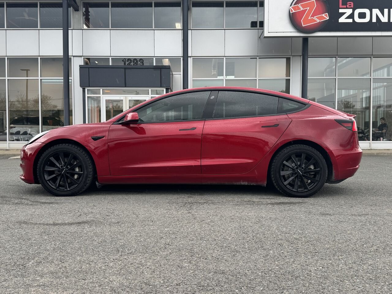 Tesla Model 3 Long Range AWD 2022 Rouge Granby - photo #2