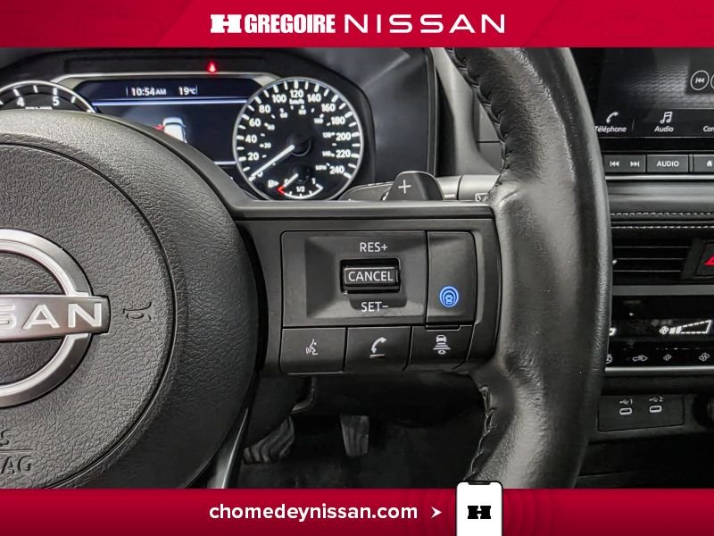 2024 Nissan Rogue Silver Blainville - photo #21