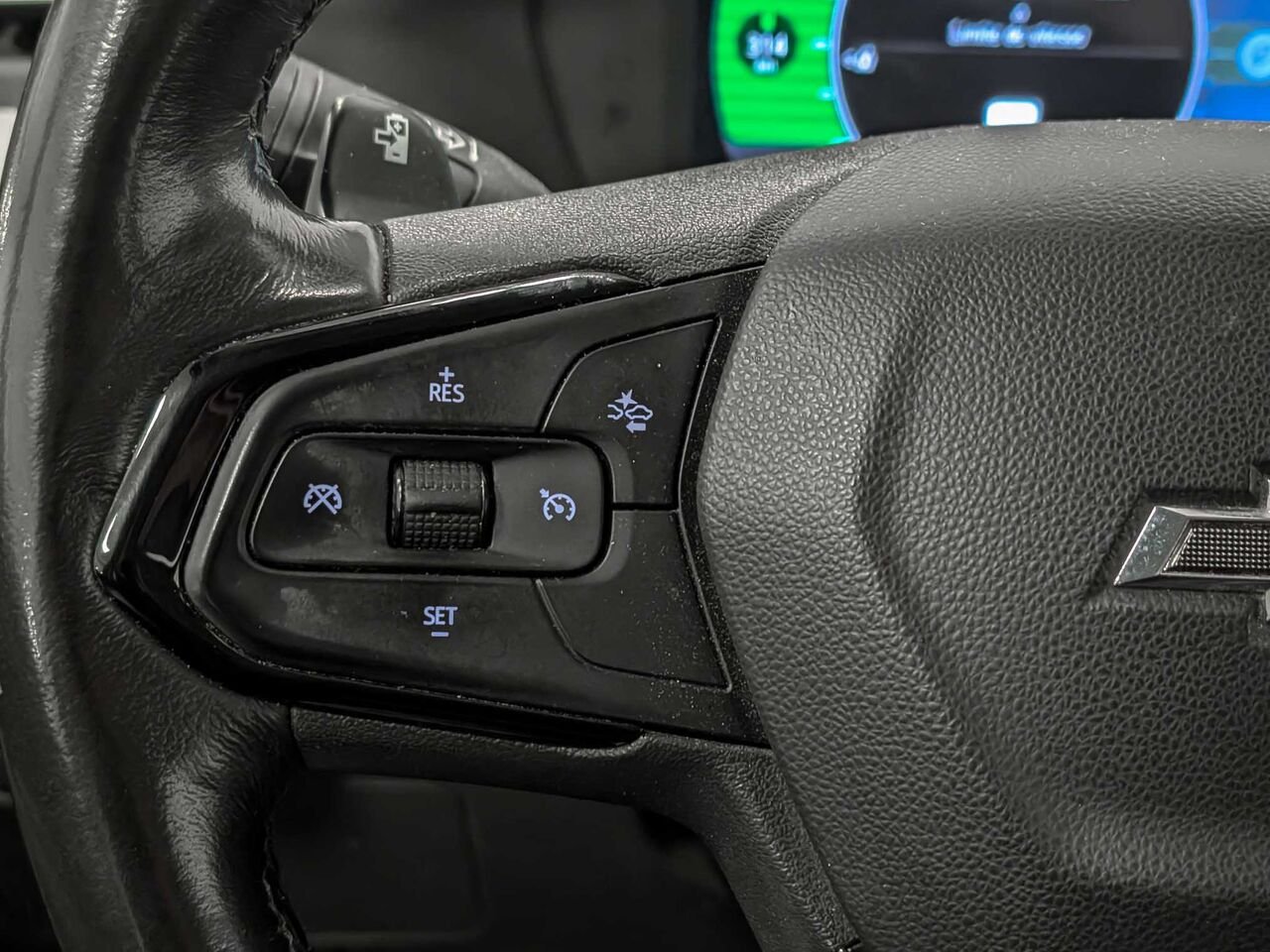 CHEVROLET BOLT EUV Premier Toit Pano Cuir 2023 Gris Sherbrooke - photo #14