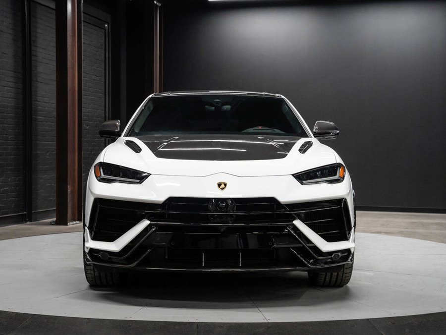 2023 Lamborghini Urus 2023 White