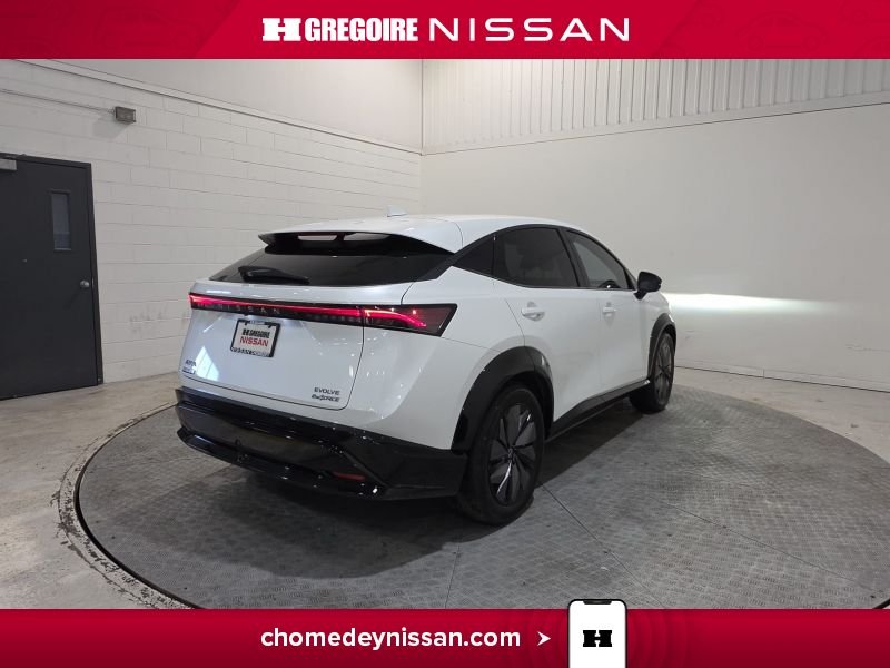 2024 Nissan Ariya White Laval - photo #8