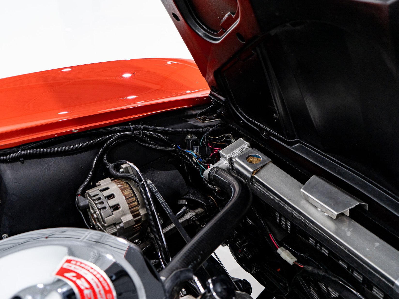 Chevrolet Corvette Split window matching# 327 Factory A/C | PRICE IN USD 1963 Rouge Montréal - photo #58