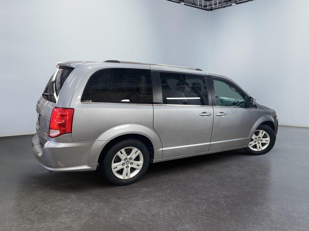 Dodge GRAND CARAVAN 2018 Gris Mont-Laurier - photo #7