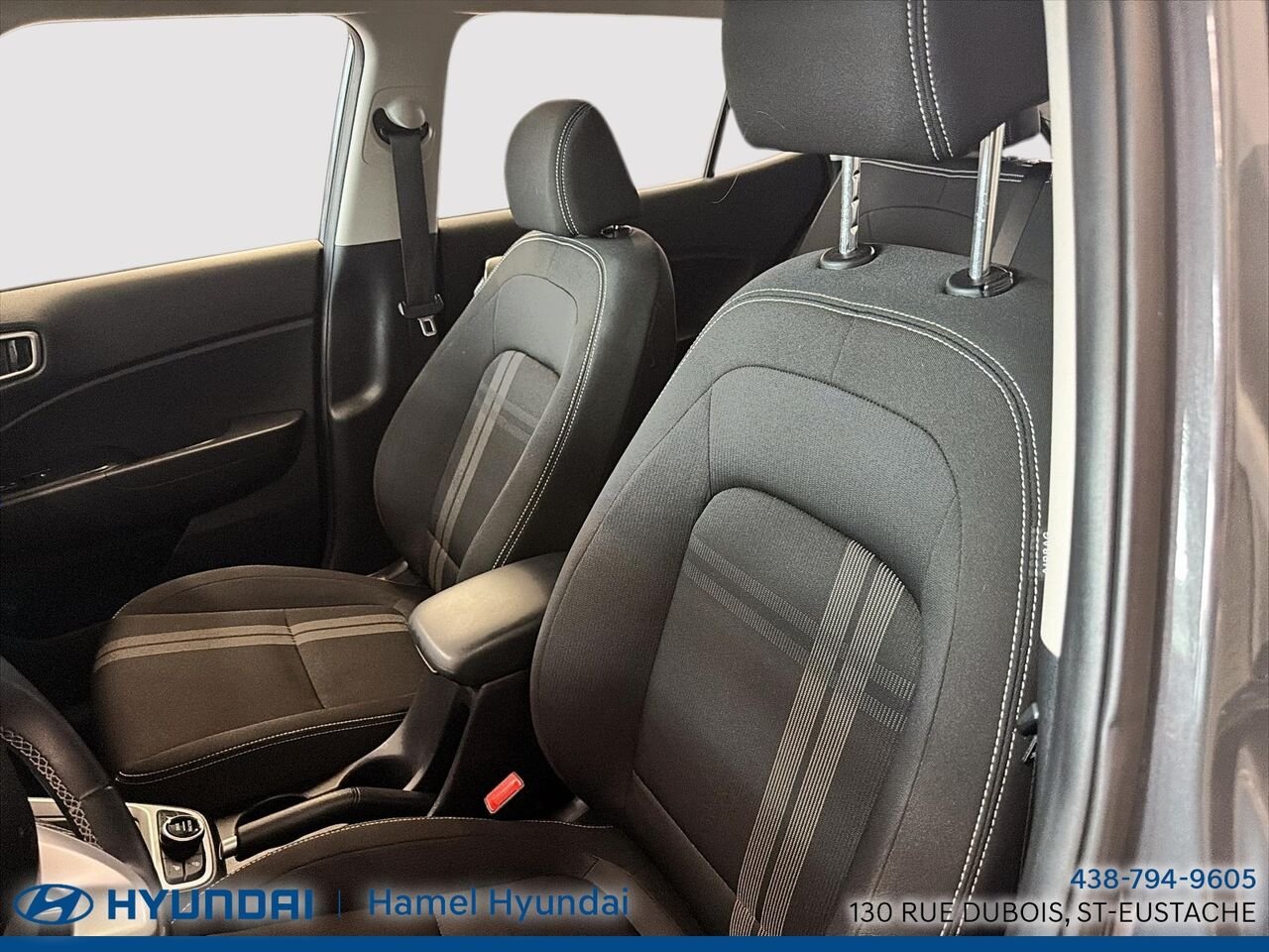 Hyundai Venue 2024 Gris Saint-Eustache - photo #8
