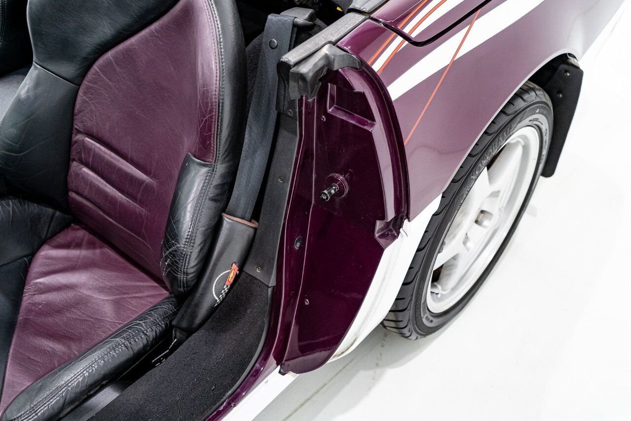 Chevrolet Corvette Convertible Pace Car 1995 Mauve Montréal - photo #86