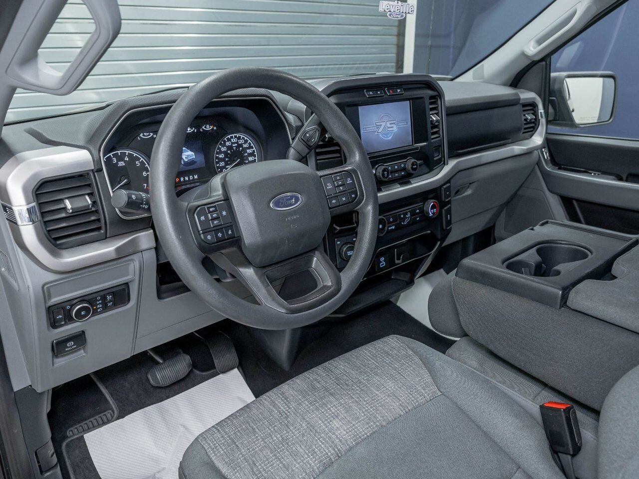Ford F-150 XLT CREW 4X4 ECOBOOST *NAV* CARPLAY HITCH IV USB 2023 Noir Saint-Jérôme - photo #1