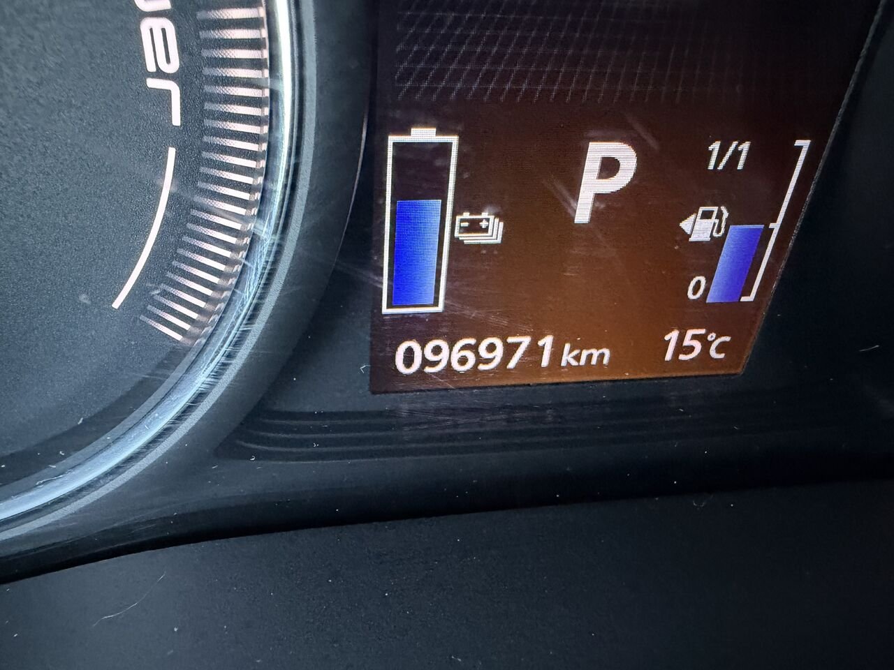 2018 Mitsubishi Outlander Plug-In Hybrid Black Thetford Mines - photo #21