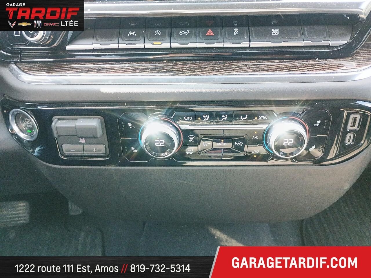 GMC SIERRA 1500 4WD CREW CAB PICKUP 2024 Mont-Laurier - photo #19