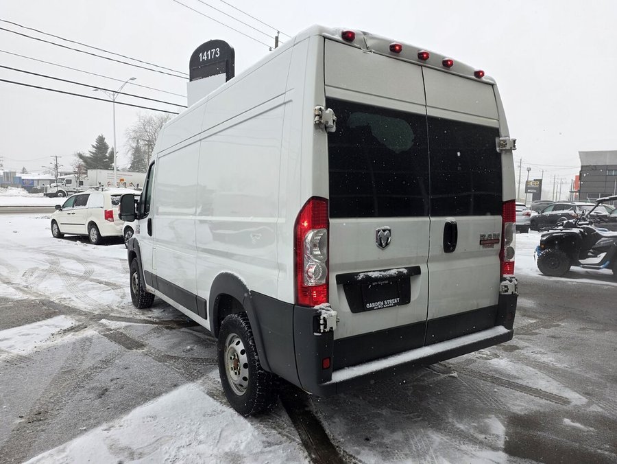 2014 Ram ProMaster fourgonnette utilitaire 2014 White