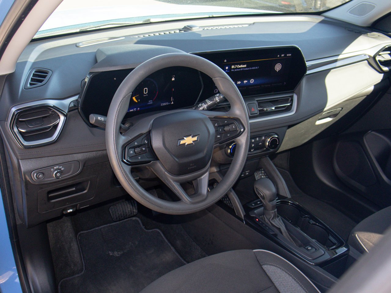 2024 Chevrolet Trailblazer AWD 4dr LS Blue Sherwood Park - photo #19