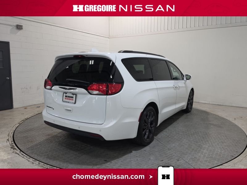 2019 Chrysler Pacifica White Saint-Eustache - photo #13