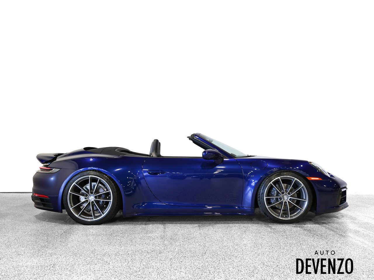 2024 Porsche 911 Blue Saint-Eustache - photo #1