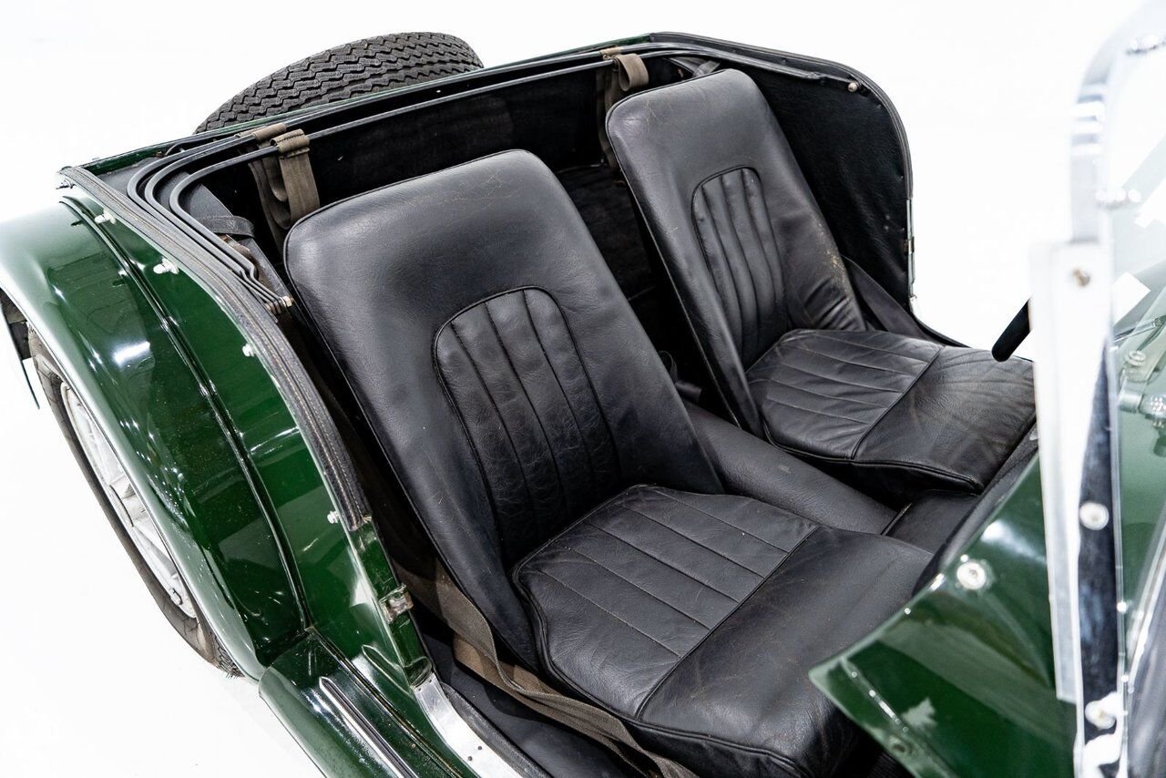 Morgan Plus 8 Unrestored with only 7137km (4435miles) | PRIX EN USD 1970 Vert Montréal - photo #80