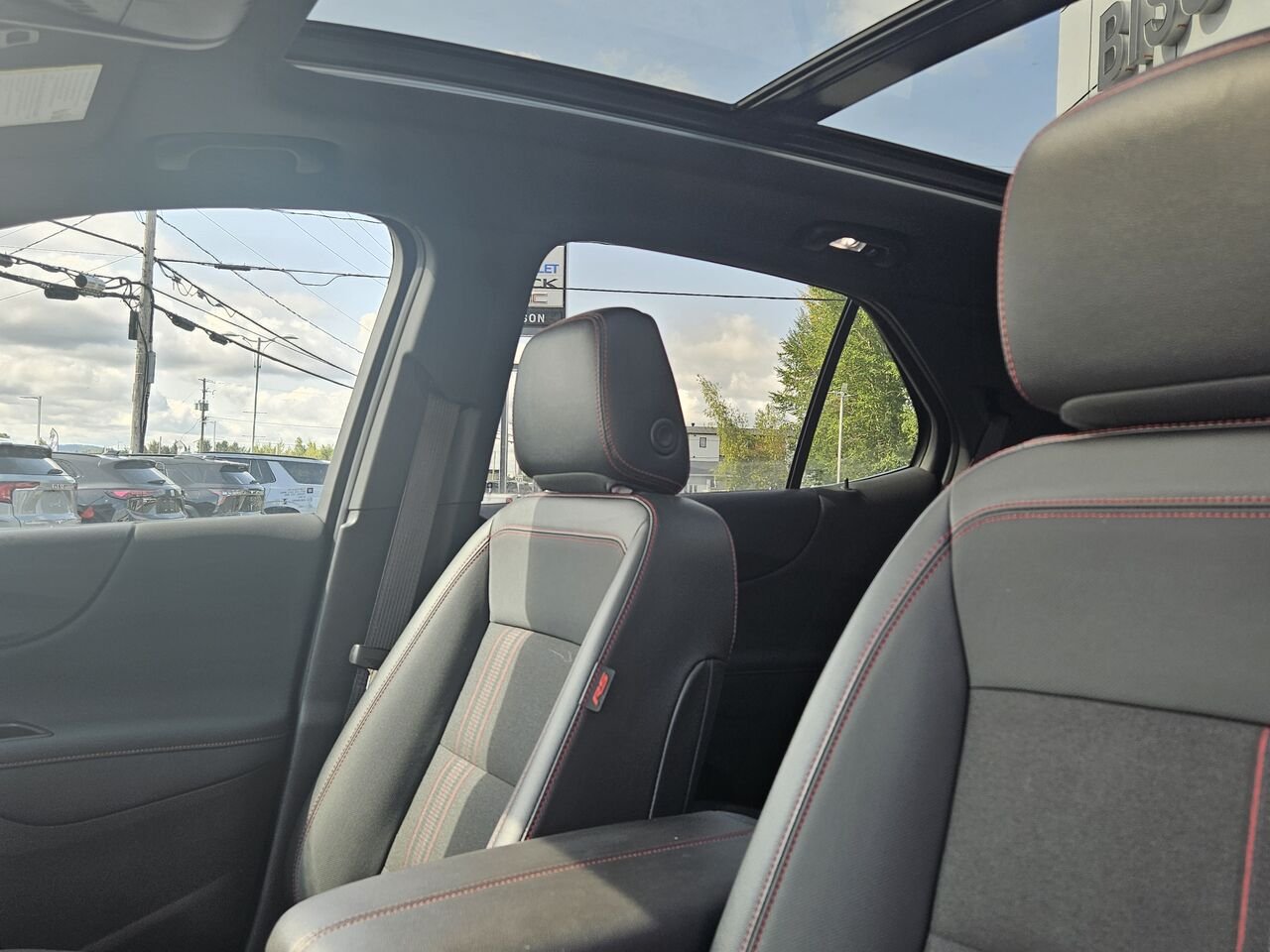 2024 Chevrolet Equinox RS 4 portes TI White Thetford Mines - photo #14