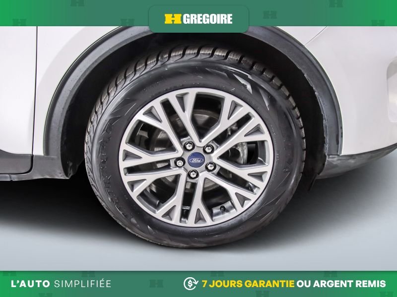 2022 Ford Escape White Laval - photo #31