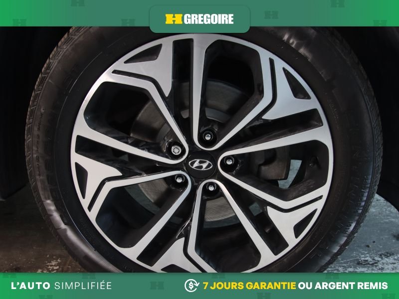Hyundai Santa Fe 821912 | Ultimate AWD AUTO A/C MAGS CUIR TOIT NAV CAM RECUL 2020 Noir Laval - photo #8