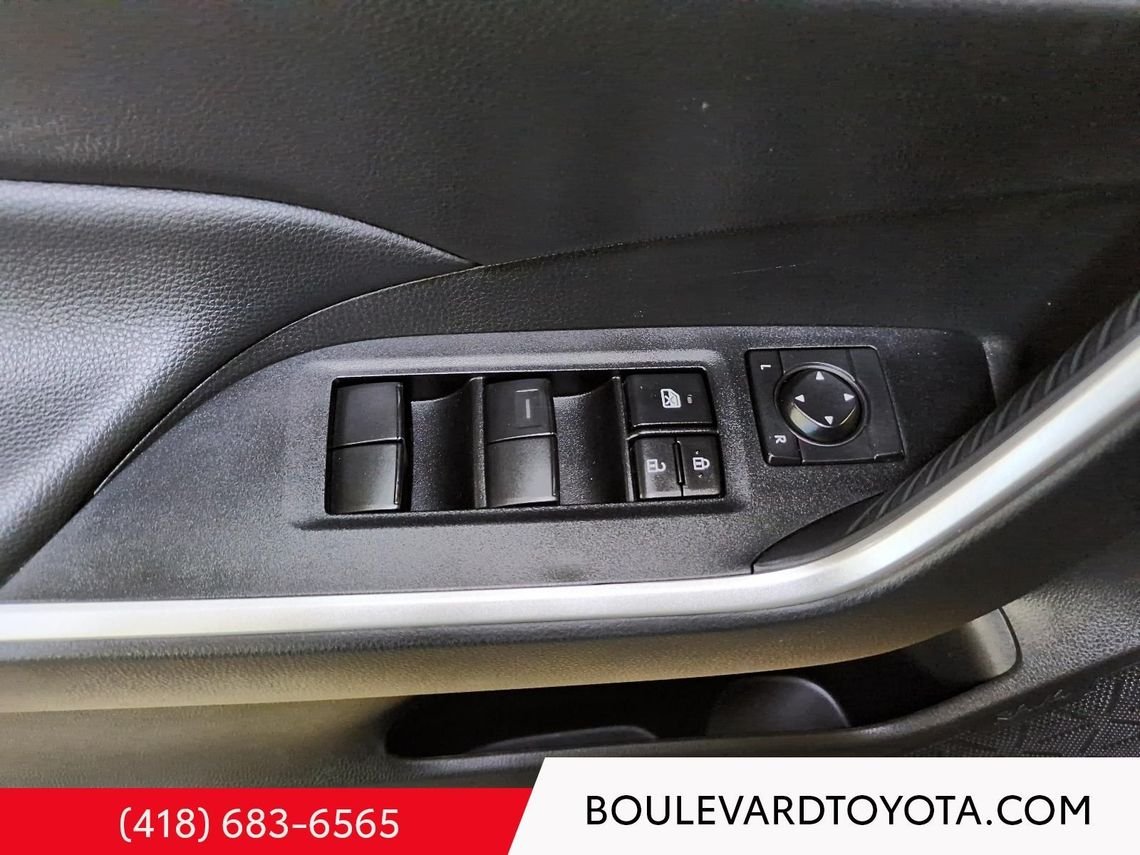 Toyota RAV4 531701-28 | LE 2025 Gris Québec - photo #13