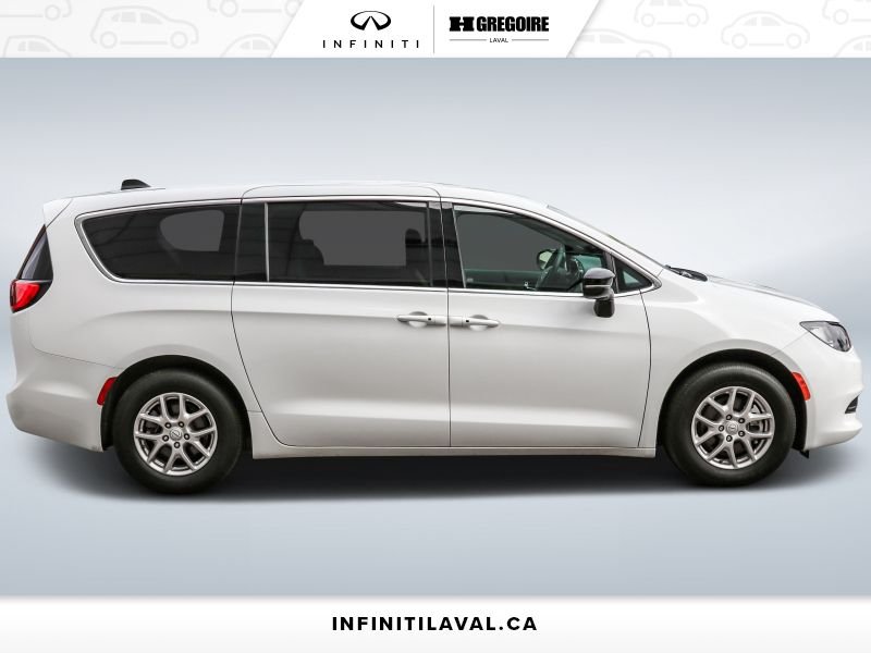 2025 Chrysler Grand Caravan Saint-Eustache - photo #11