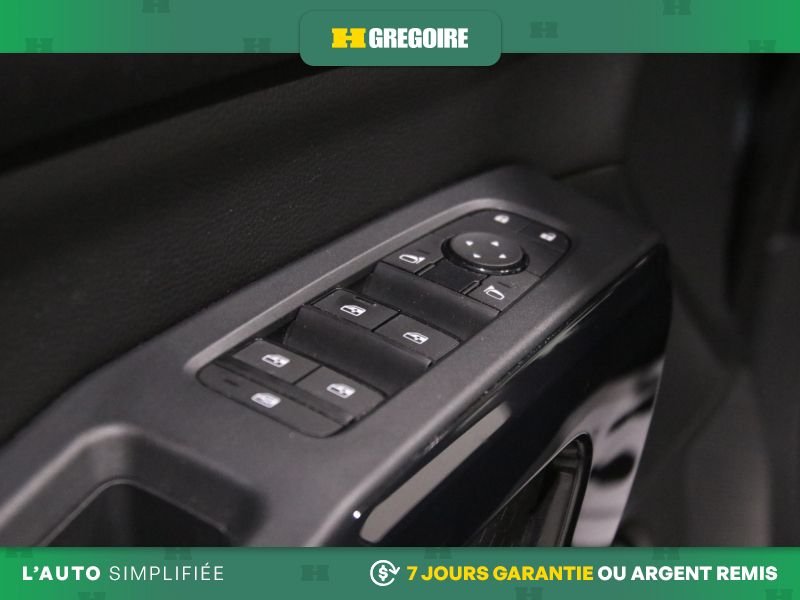 2024 Nissan Pathfinder Black Saint-Eustache - photo #15