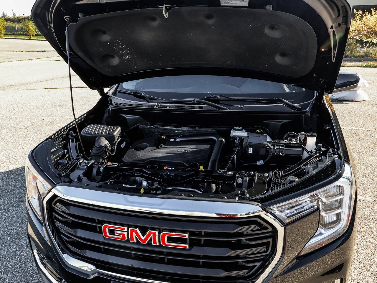 2023 GMC Terrain AWD 4dr SLE Black Sherwood Park - photo #9