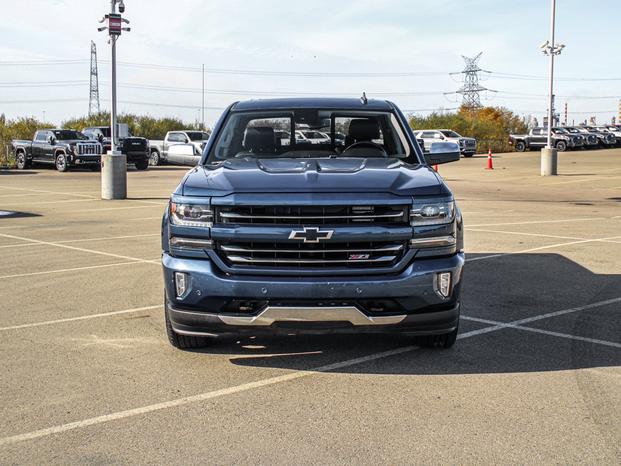 2018 Chevrolet Silverado 1500 4WD Crew Cab 143.5 LTZ w/2LZ Blue Sherwood Park - photo #2