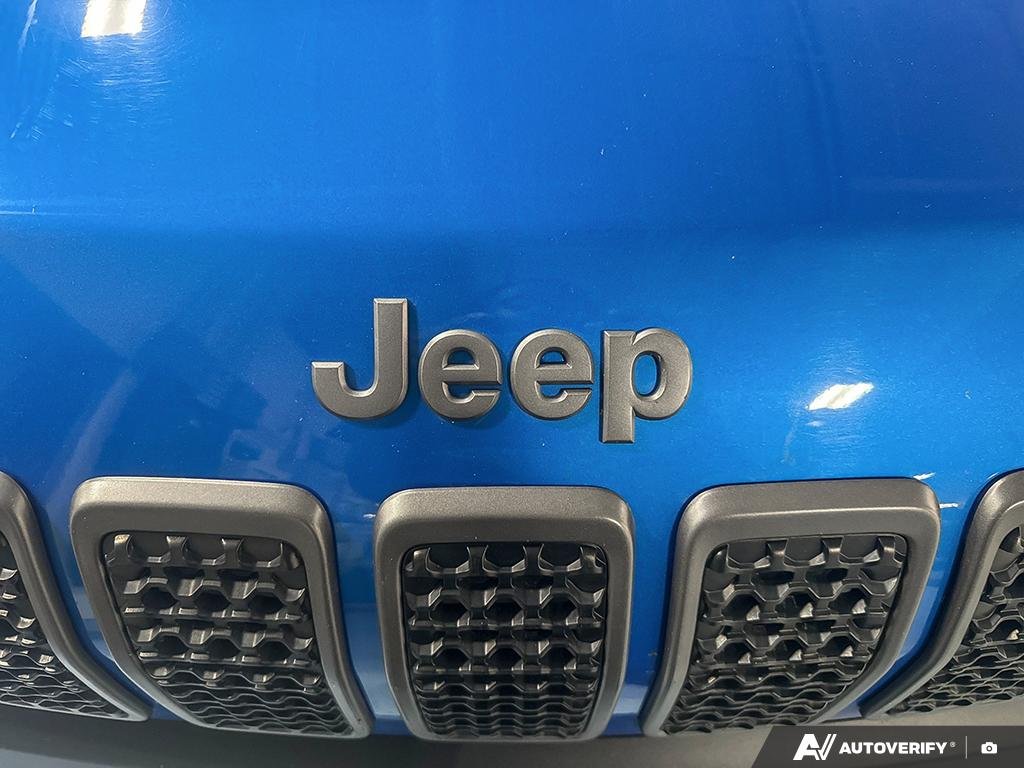 2020 Jeep Cherokee 2602134A | Trailhawk Elite Edmonton - photo #8