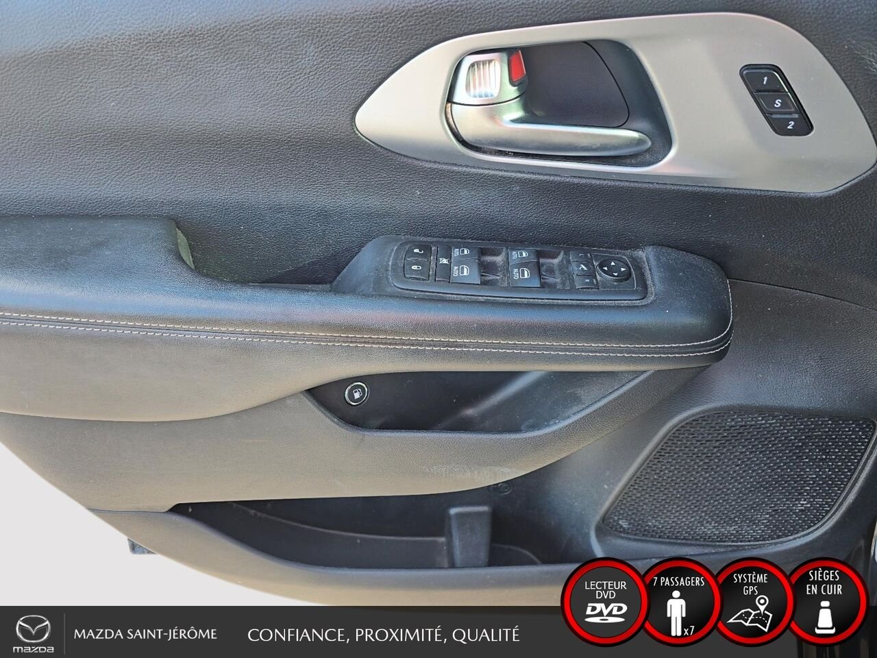 2020 Chrysler Pacifica Hybrid LIMITED S | JAMAIS ACCIDENTÉ | HYBRIDE RECHARGEABLE | TOIT PANO | CUIR | TV/DVD Black Saint-Jérôme - photo #12