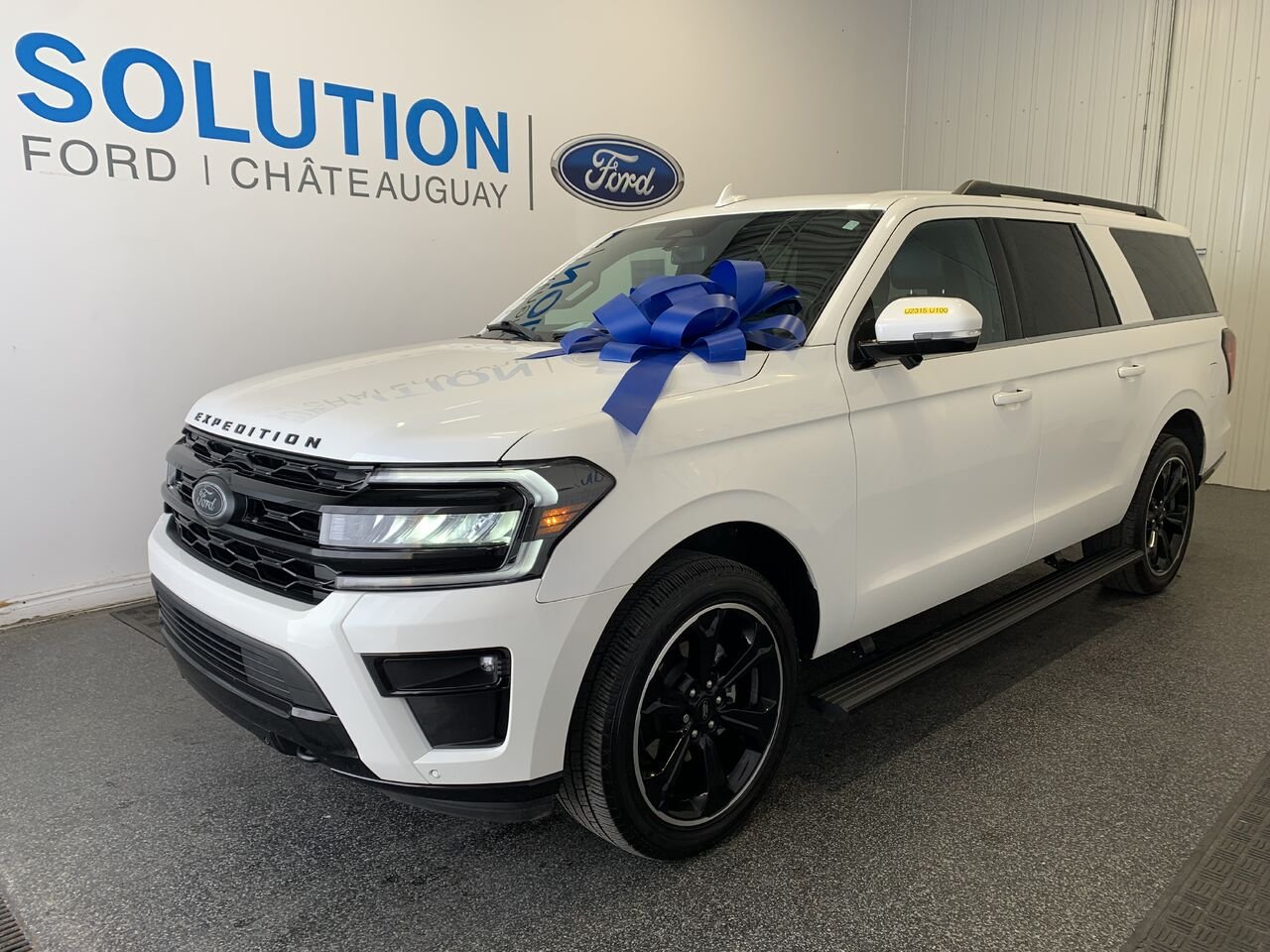 Ford Expedition EXPEDITION MAX 2023 Blanc Châteauguay - photo #0