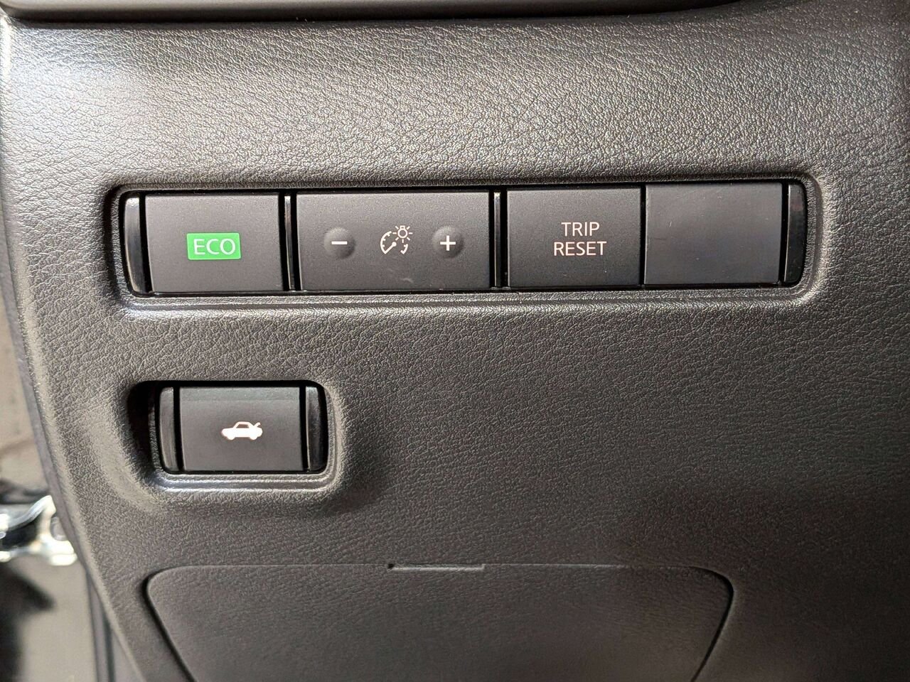2024 Nissan Sentra S Plus CVT Black Val-David - photo #28