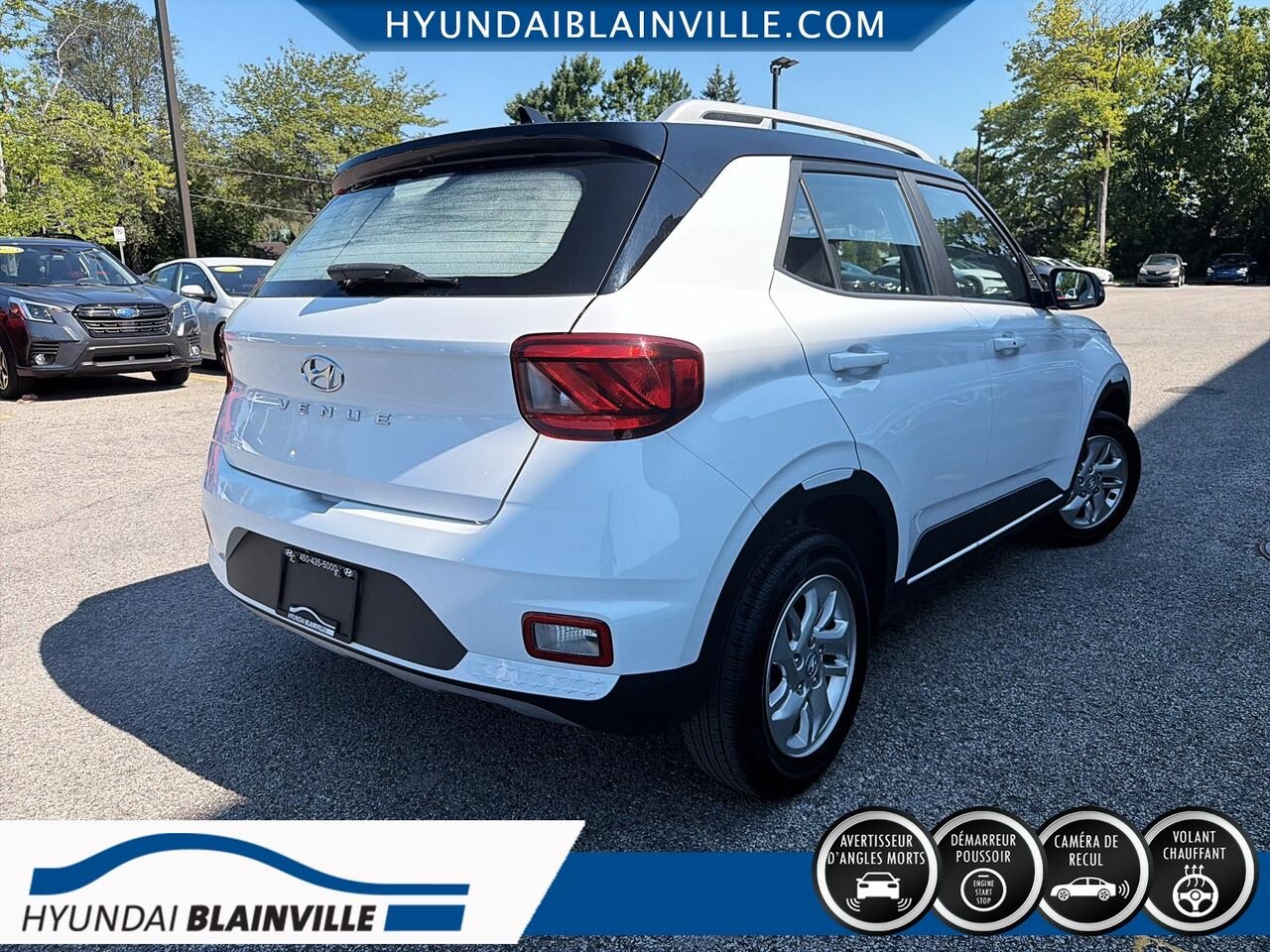2022 Hyundai Venue White Blainville - photo #3