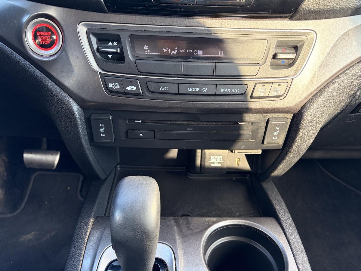 2018 Honda Ridgeline Black  - photo #18