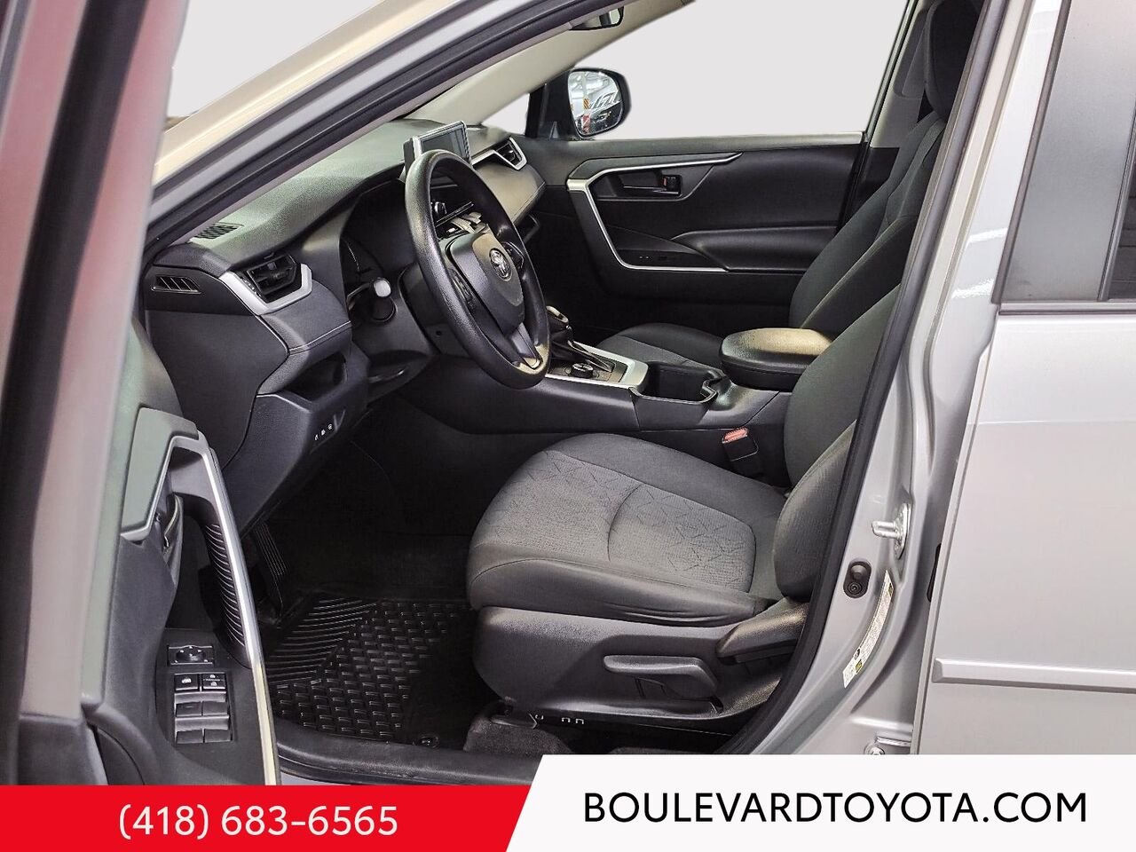2023 Toyota RAV4 100496A-52 | HYBRIDE, LE, AWD Silver Québec - photo #8