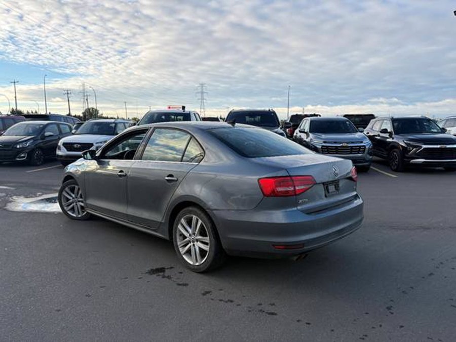 2015 Volkswagen Jetta Sedan TDI Comfortline 2.0T 6-Speed Manual | Leather Heated Seats Grey