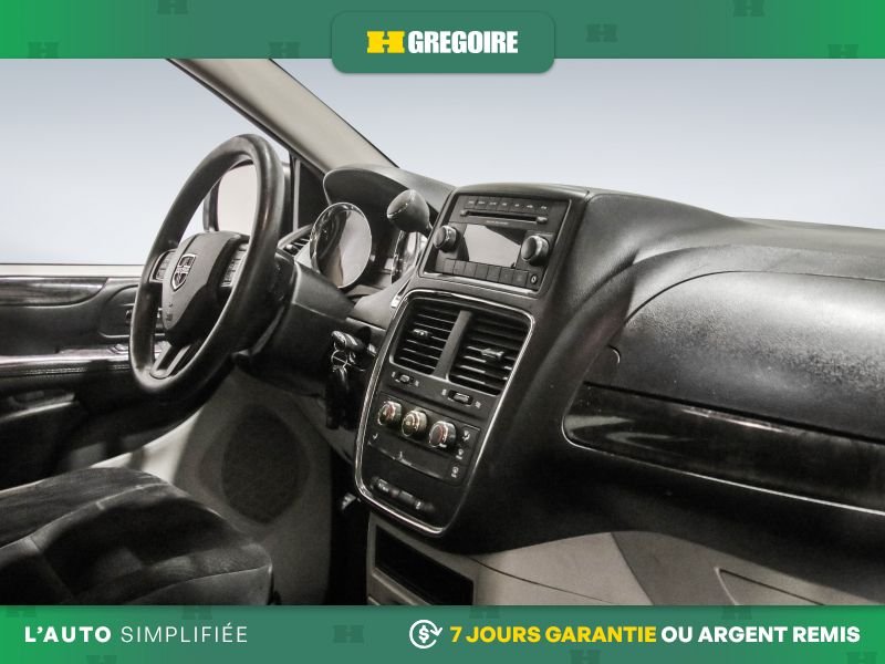 Dodge GR Caravan 2019 Gris Blainville - photo #29