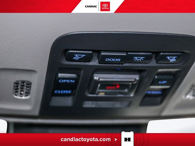 2023 Toyota Camry Black Laval - photo #31