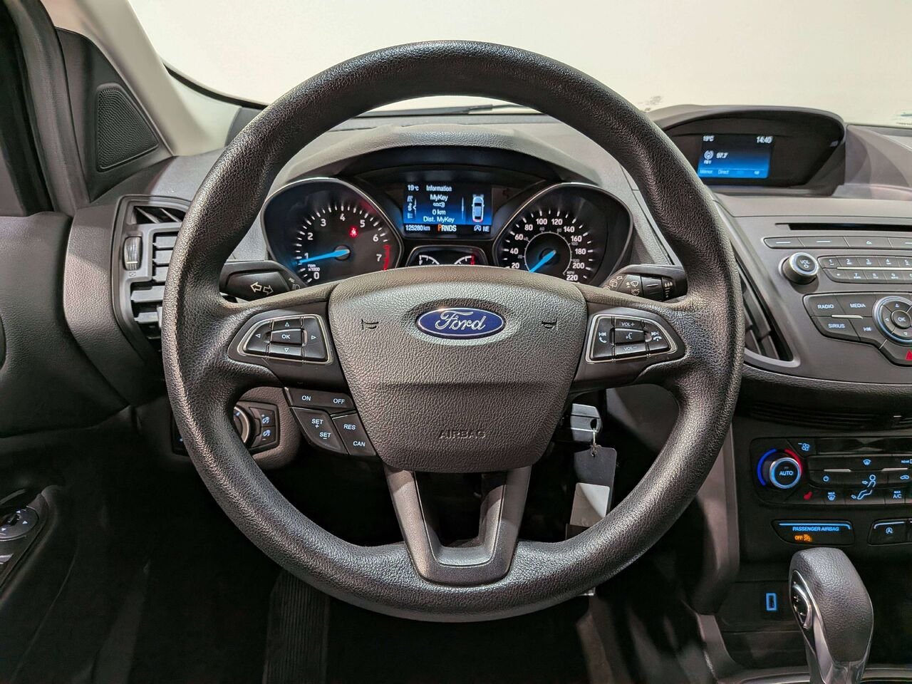 Ford Escape SE 4WD 2018 Bleu Val-David - photo #12