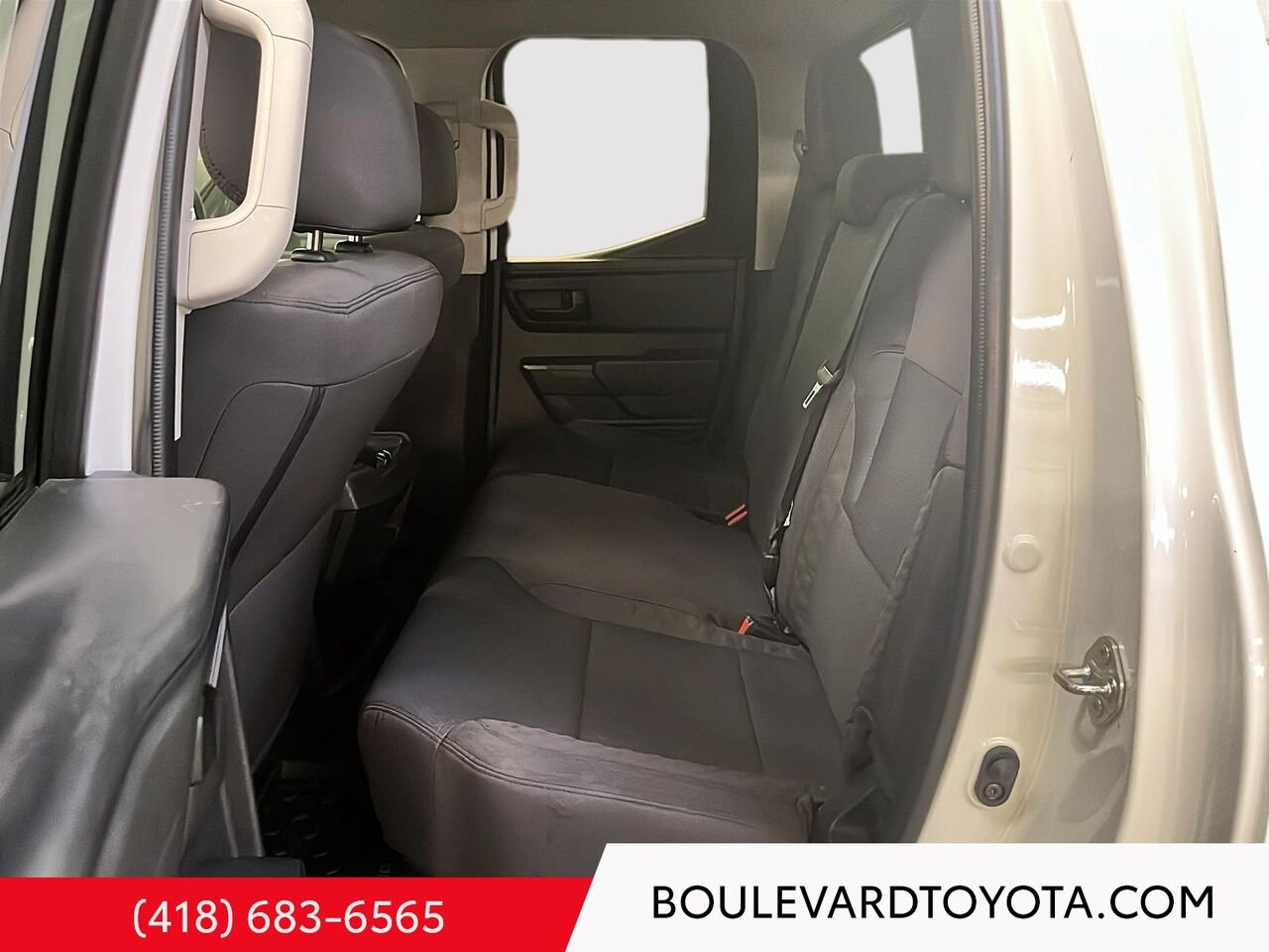 2023 Toyota Tundra 531789-32 | SR DOUBLE CAB, 4x4 White Québec - photo #16