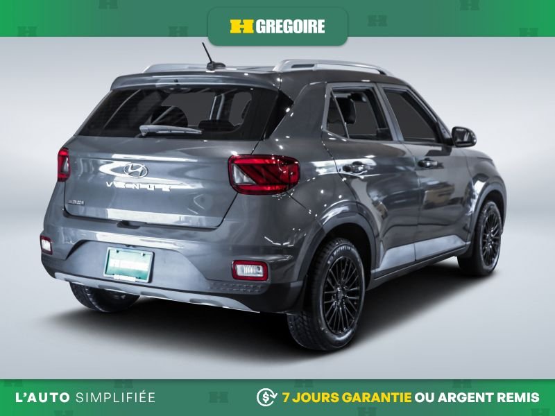 2023 Hyundai Venue Grey Blainville - photo #8