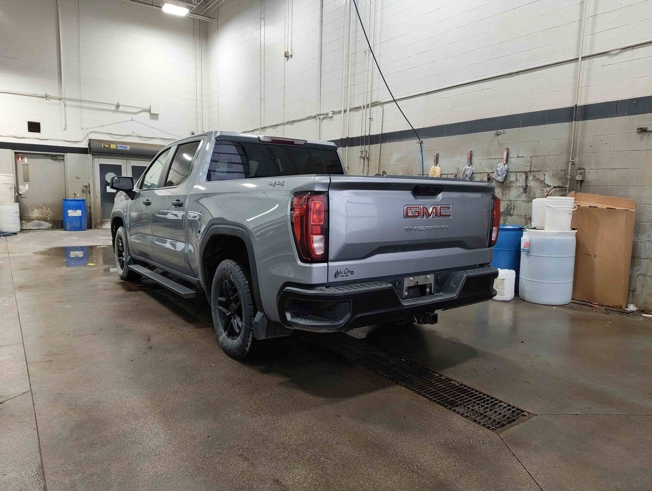 2024 GMC Sierra 1500 4WD Crew Cab 147 Pro Grey Sherwood Park - photo #4