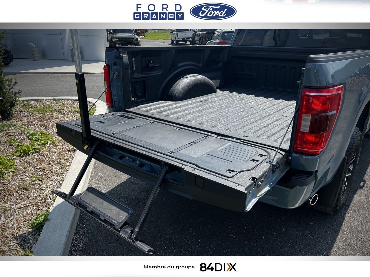 Ford F-150 2023 Bleu Granby - photo #37
