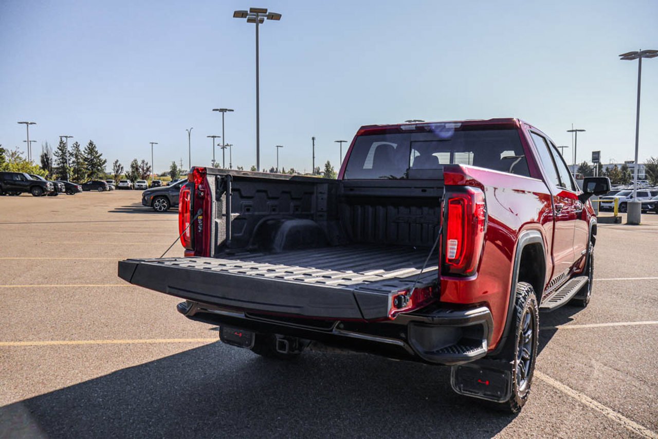 2024 GMC Sierra 1500 4WD Crew Cab 147 AT4X Red Sherwood Park - photo #7