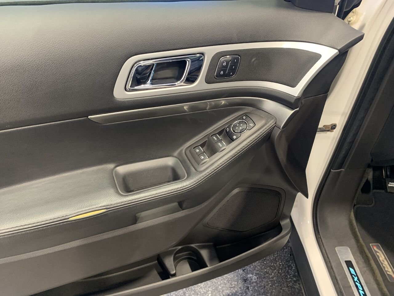 Ford Explorer SPORT EXPLORER SPORT 2015 Blanc Châteauguay - photo #25