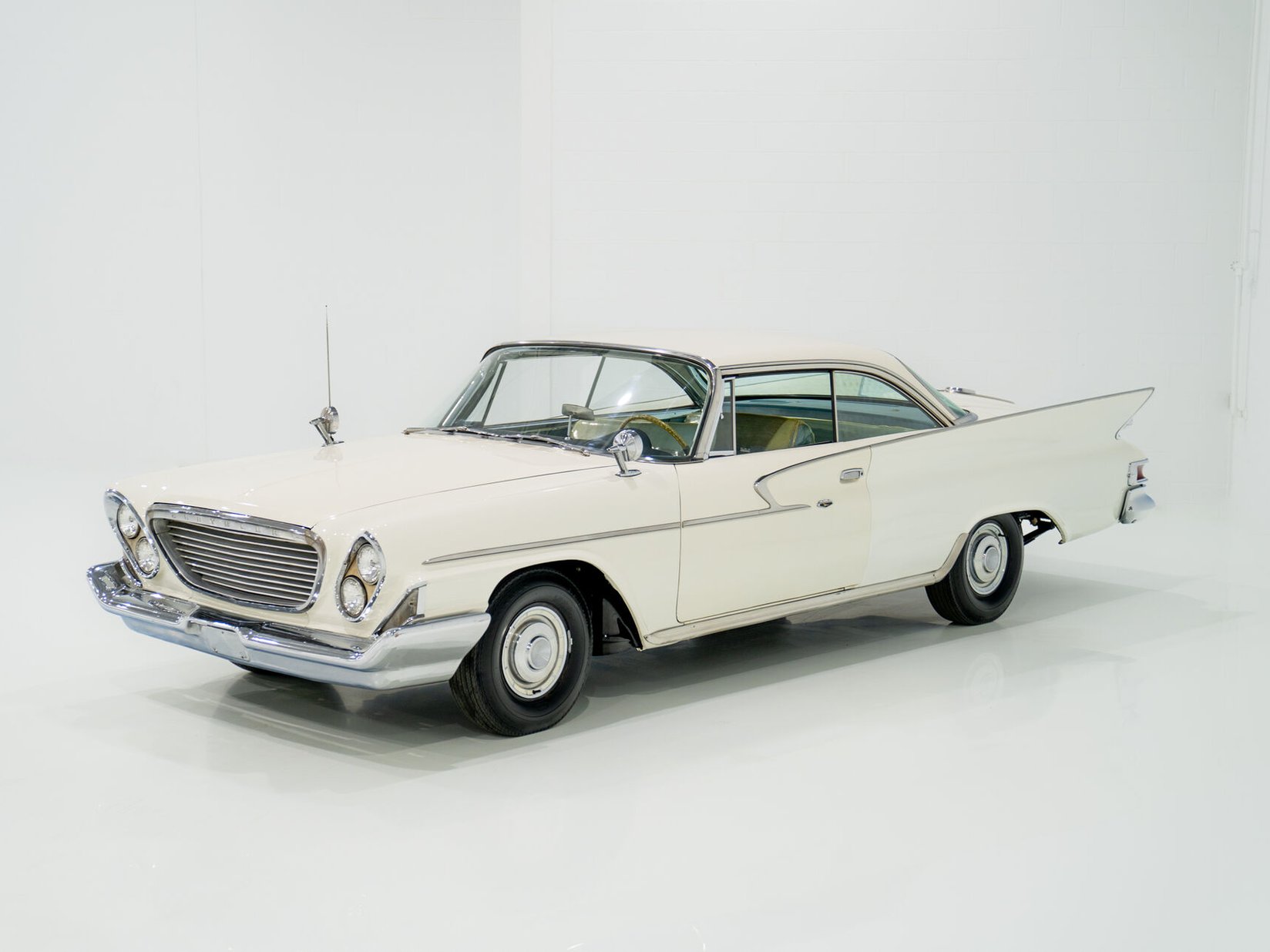 Chrysler Windsor 1961 Blanc Montréal - photo #21