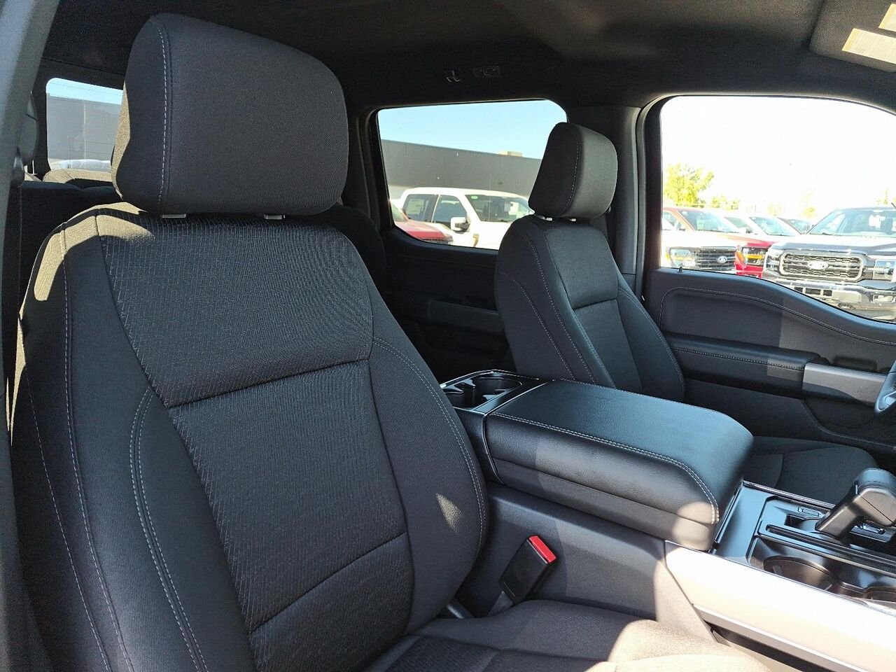 2026 Ford F-150 Agate Black Metallic Saint-Jérôme - photo #5