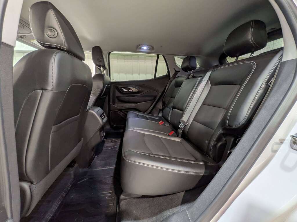 GMC Terrain AWD 4dr SLT 2023 Blanc Val-David - photo #11