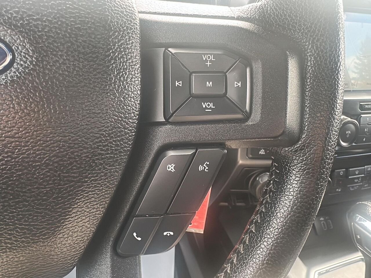 2016 Ford F-150 Grey Rouyn-Noranda - photo #19