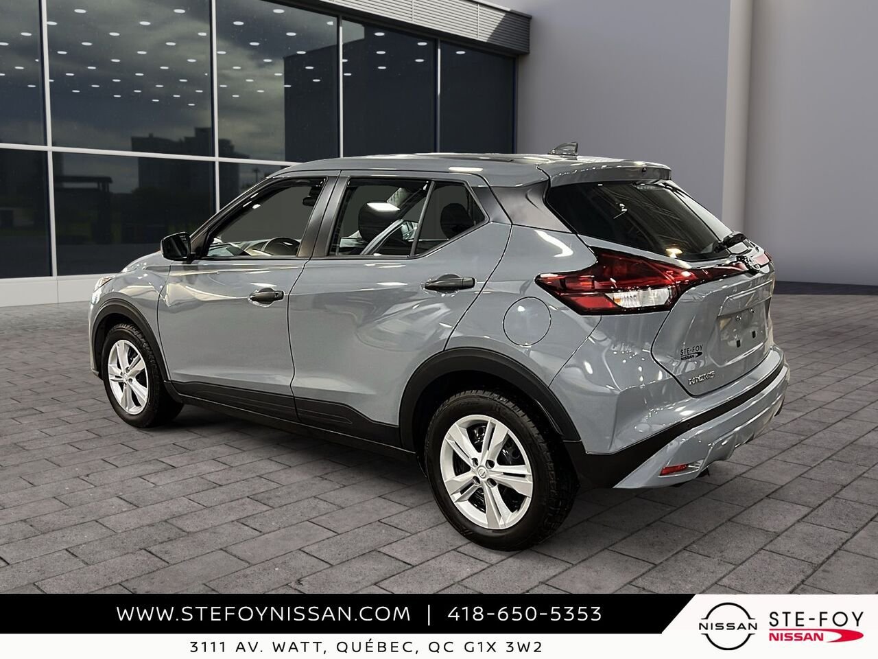 Nissan KICKS PLAY S TA 2025 Gris Ste-Foy - photo #3