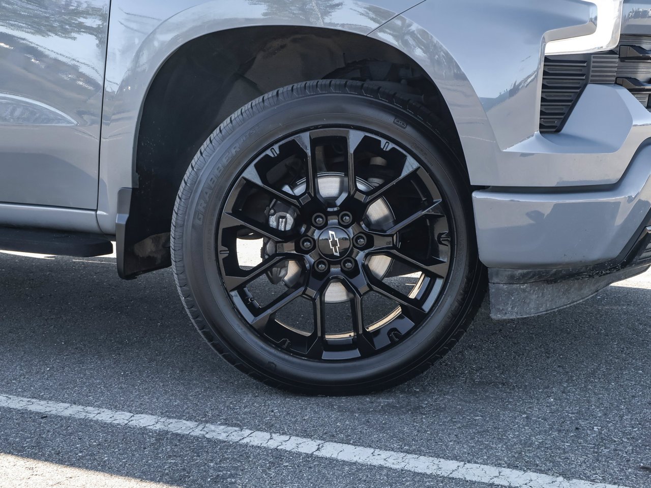 2024 Chevrolet Silverado 1500 4WD Crew Cab 147 RST Grey Sherwood Park - photo #10