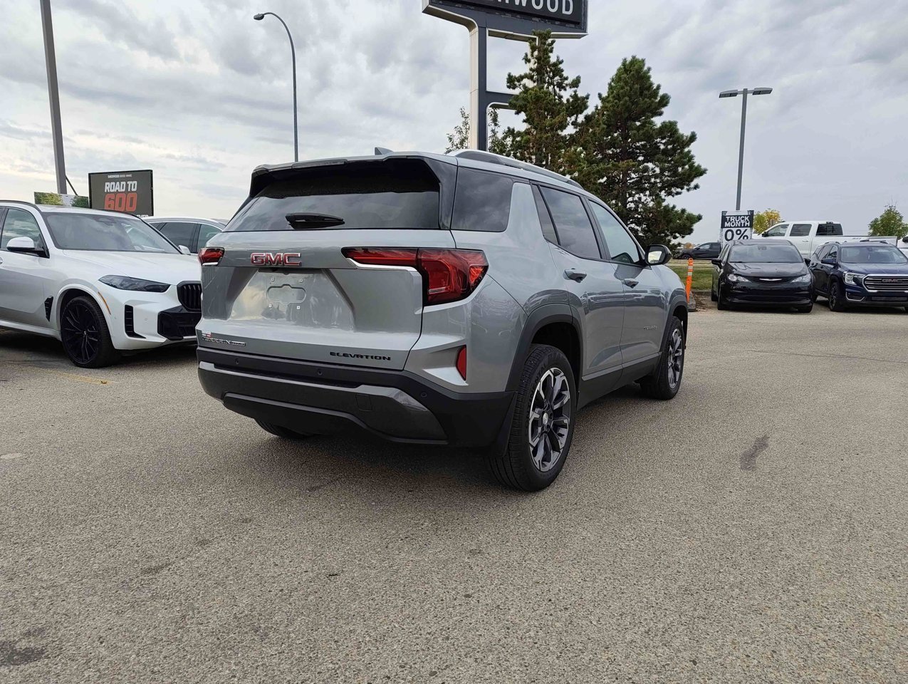 2025 GMC Terrain AWD 4dr Elevation Grey Sherwood Park - photo #5